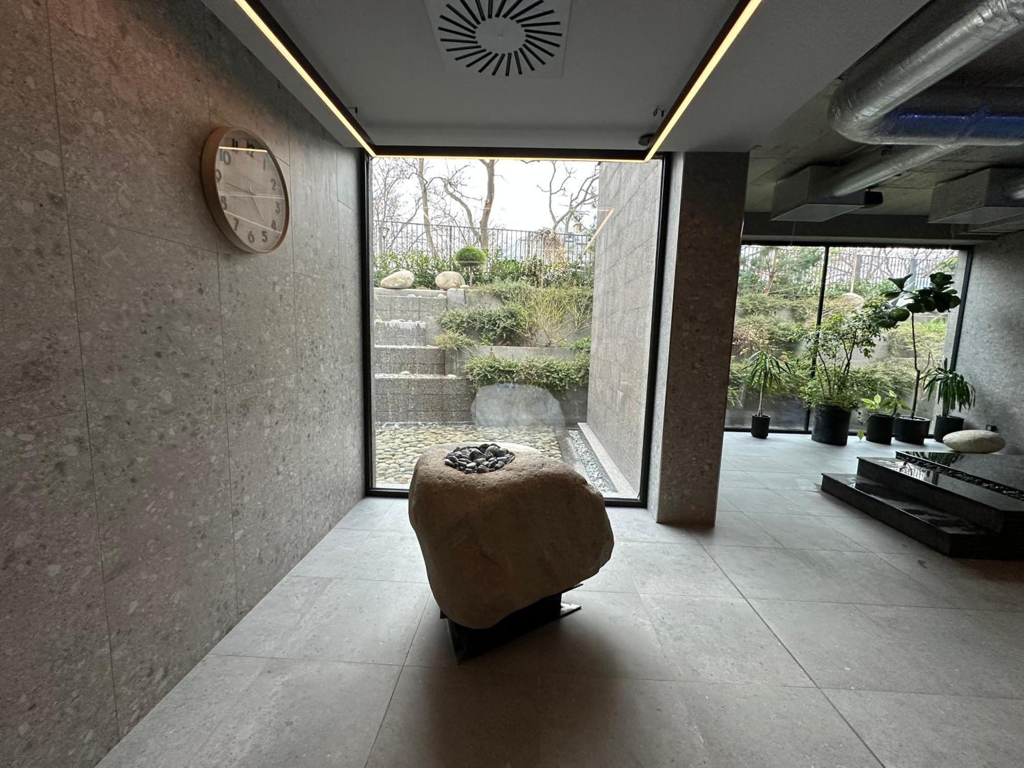 Elinor Apartments - C29 Saints Constantine and Helena ภายนอก รูปภาพ
